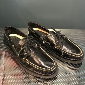 SPERRY NEW Sz 9.5 Black Crinkle Patent Boat Shoe